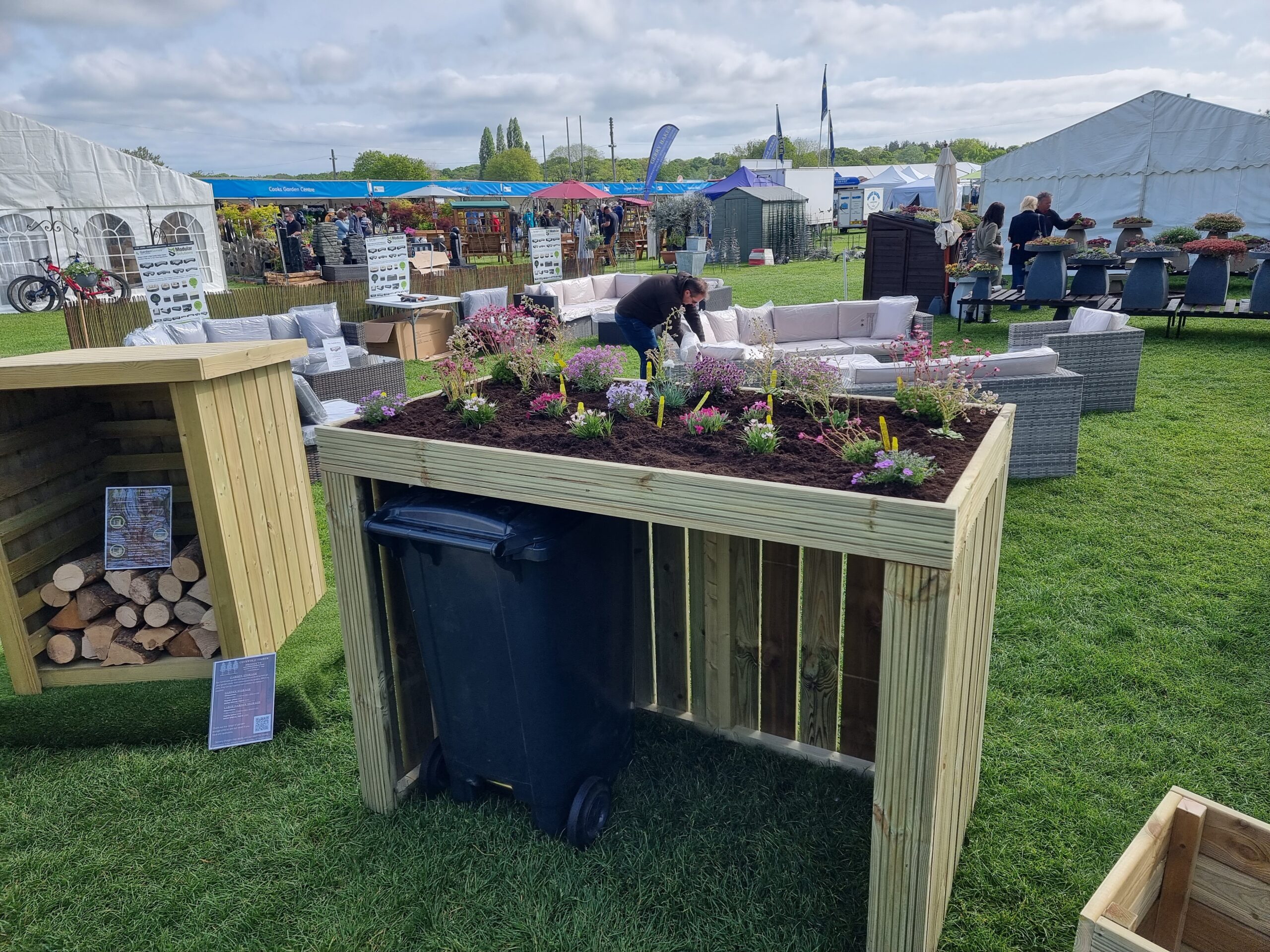 Kensington Double Planter Wheelie Bin Storage Free Delivery